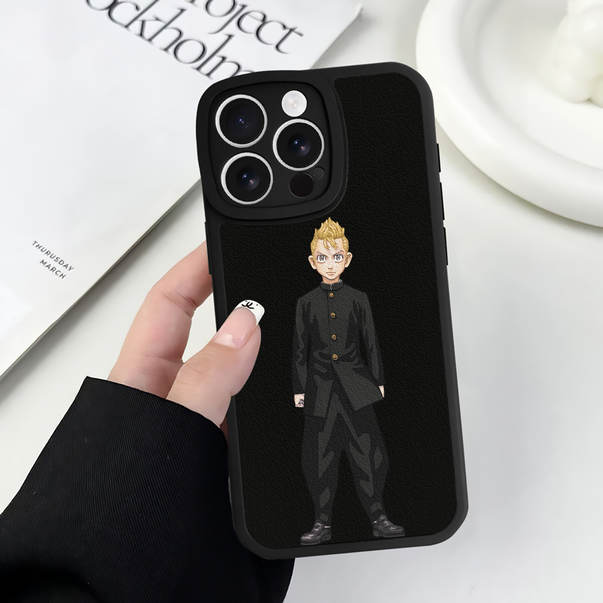 （画像用） 東京リベンジャーズ Tokyo Revengers 【iPhone 16シリーズ対応】シリコンスマホケース（レザー調） 材質：シリコン